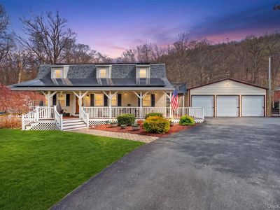 2 Greenwood Drive