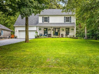 1853 Darby Ln