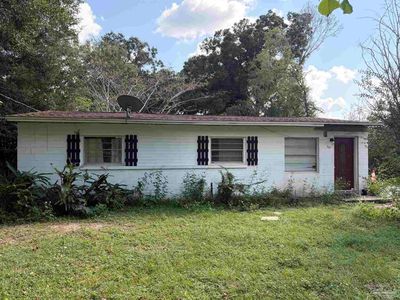 Property at 134 N Garfield Dr, Pensacola, FL