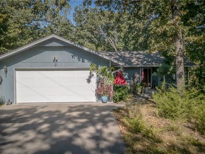 7 Kirkoswald Ln