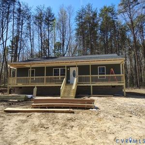 390 Foxbrook