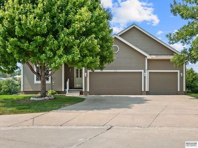 5144 N 159th Cir