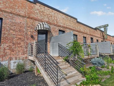 25 W Commercial St APT 10