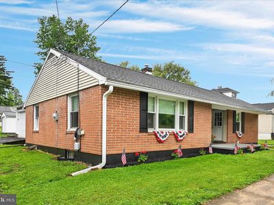 106 E 2nd Ave