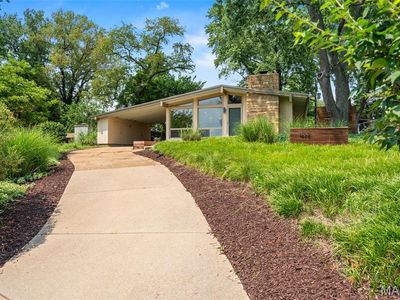 1630 Liggett Dr