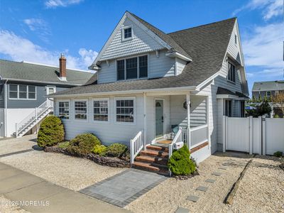 7 Ortley Avenue