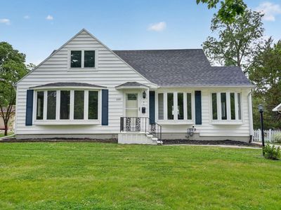 Property at 2221 Grand Blvd, Cedar Falls, IA