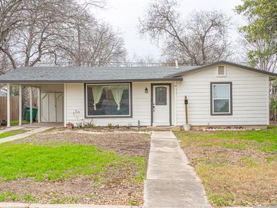 411 BLAKELEY DR