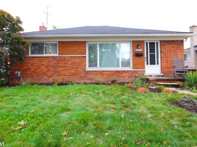 24914 Raven Ave