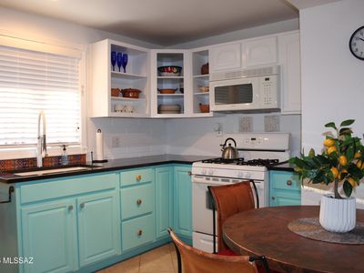 Property at 344 S Paseo Sarta APT C, Green Valley, AZ
