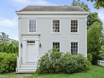 106 Hampton St