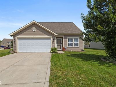 3035 Arrowroot Ln