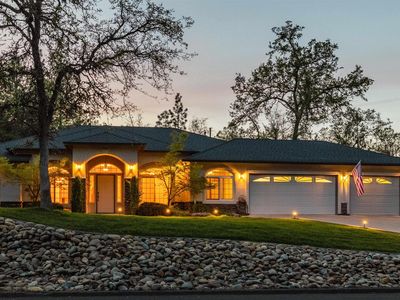 19035 Apple Valley Dr