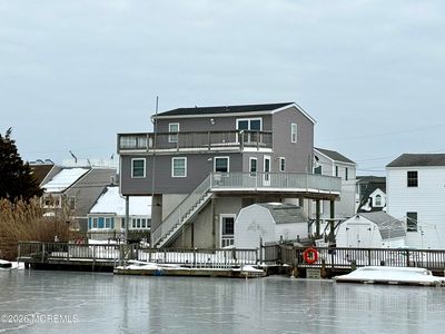 27 Robert Drive