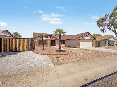 3612 W FAIRVIEW Lane