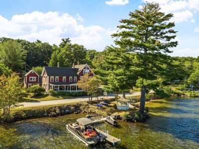 100 Lower Bay Road