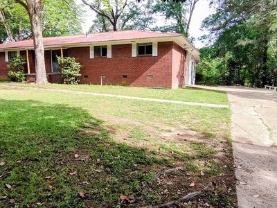 516 Oxford St