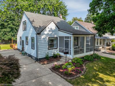 Property at 300 S Minerva Ave, ROYAL OAK, MI