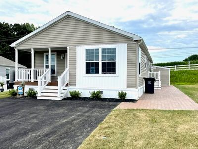25 White Oak Dr
