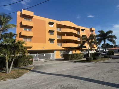 2441 SW 31st Ave APT 303