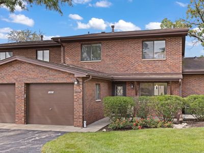 Property at 1221 Geneva Ln, Lake Zurich, IL