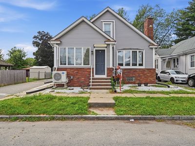 64 Stewart St