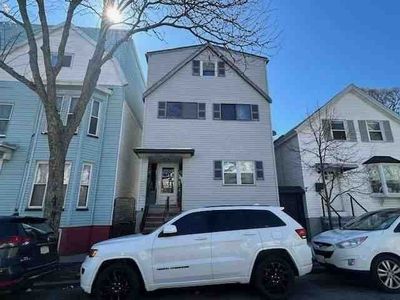 105 Lexington St