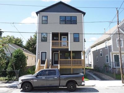 399 Cahill St