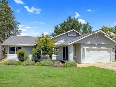 11318 Torrey Pines Dr