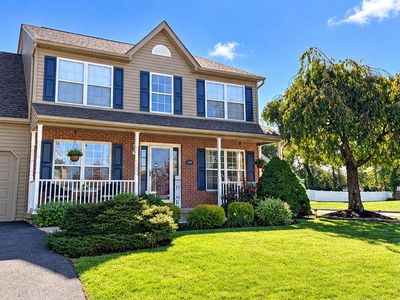 2790 Pond Dr