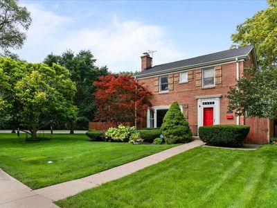 2024 Ewing Ave