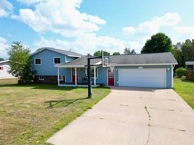 Property at 1735 Rosewood Ln, Ishpeming, MI
