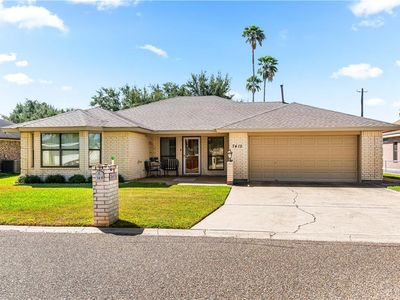 7415 Golf Dr