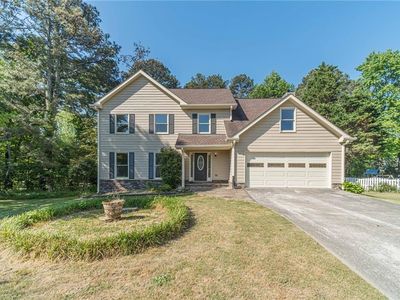 1692 Paces Vale Ct