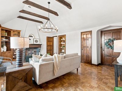 4907 Davenport St APT 11