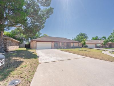 2904 Phillip Pl