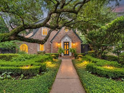 3013 Avalon Pl