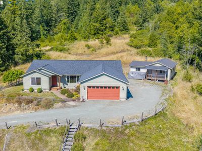 2217 King Ln