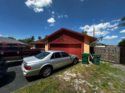 8700 SW 56th Ct