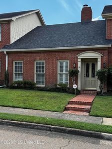 Property at 3 Village Green Cir, Jackson, MS