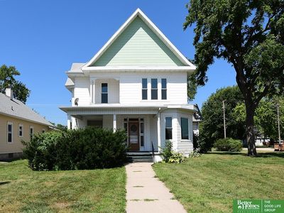 705 6th Ave