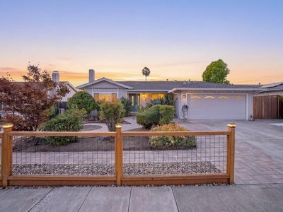 3535 Rowley Dr