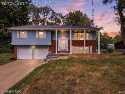 10431 Davison Rd