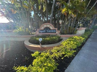 977 Coral Club Dr #977
