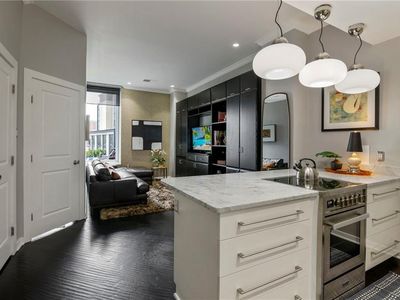 Property at 4545 Wornall Rd APT Le4, Kansas City, MO