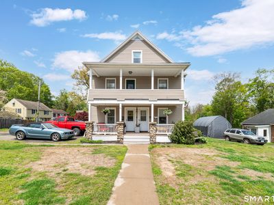 18 Maple Street
