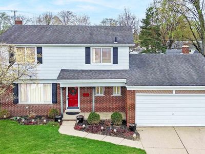 12203 Mair Dr