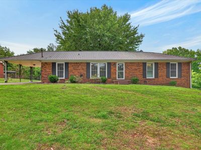 1866 Harriet Dr