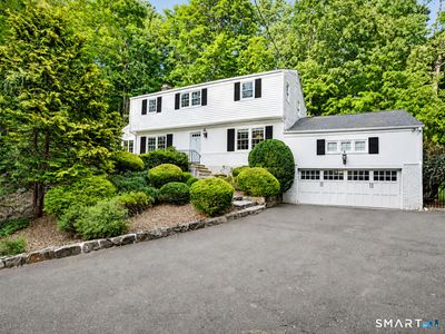 2 Arnold Drive