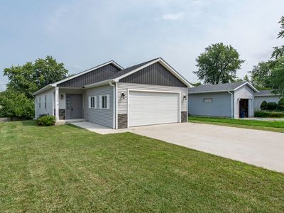 12123 222nd Ave